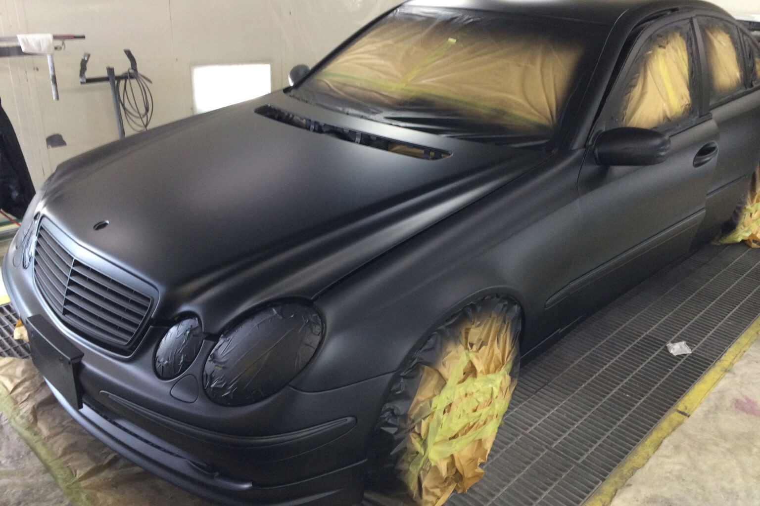 Mercedes-Benz 塗装施工事例